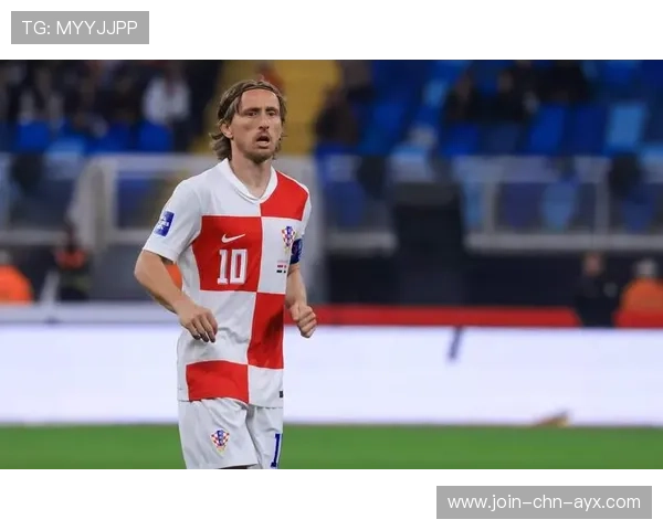 克罗地亚新中场表现突出，老将退役压力被成功化解