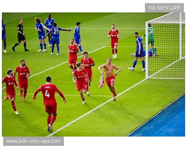 利物浦伊萨克禁区背身转身抽射完成个人英超代表作